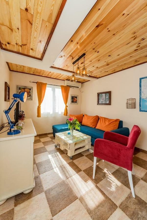 Guest House Luna Virpazar Εξωτερικό φωτογραφία