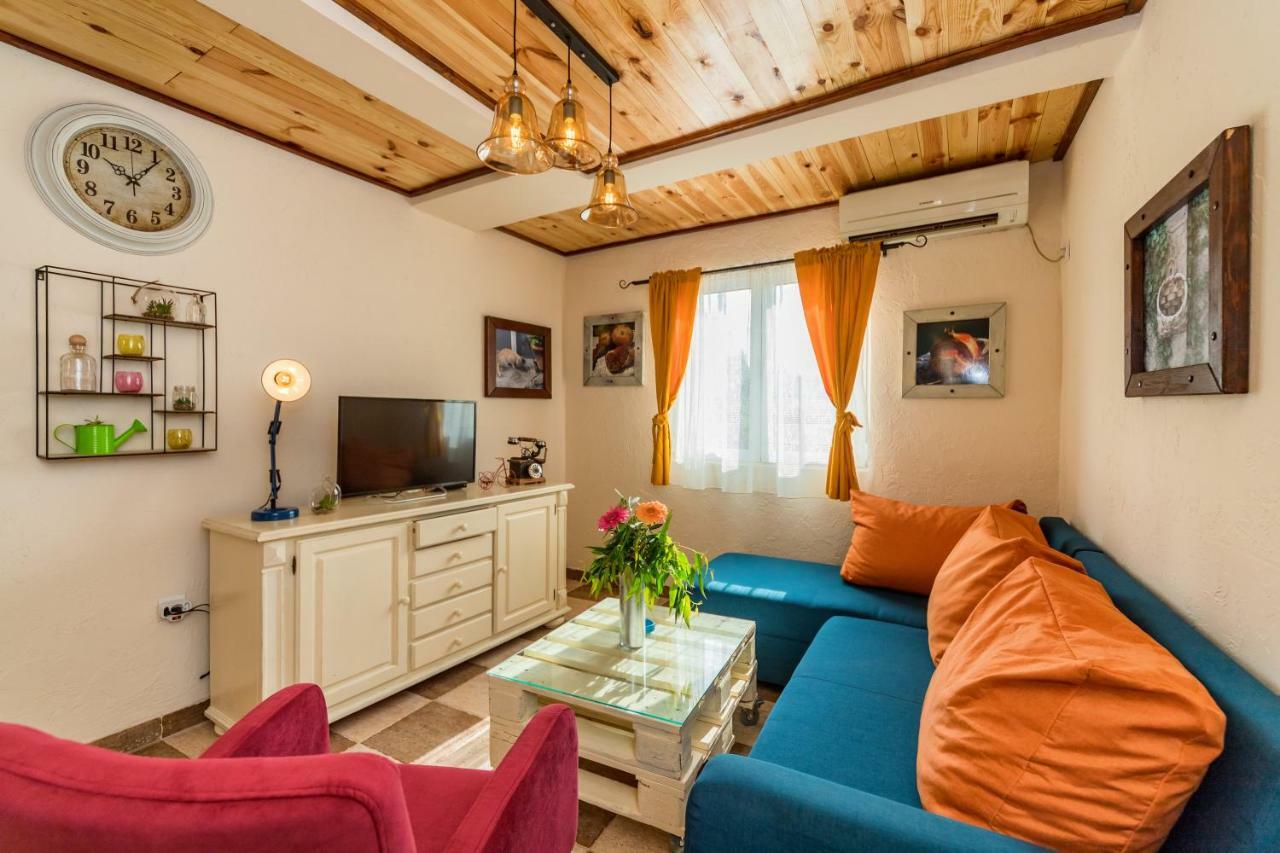 Guest House Luna Virpazar Εξωτερικό φωτογραφία