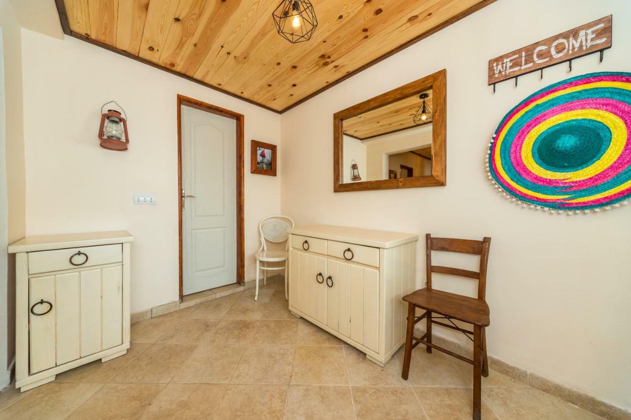 Guest House Luna Virpazar Εξωτερικό φωτογραφία